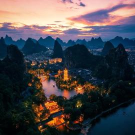 Guilin Li-River Rojoy Hotel-Near Two Rivers & Four Lakes, Walking Access To Elephant Trunk Hill And Sun-Moon Two Towers, 24-Hour Attentive Service, Free pick up Rail Terminal for 2 Nights