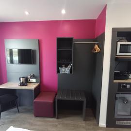 SMARTY Leichlingen-Cologne - KONTAKTLOSER SELF CHECK-IN, hotel u gradu Lajhlingen