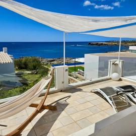 Binibeca Vell Luxury Villa, sea direct access, private pool, hotel Binibecában