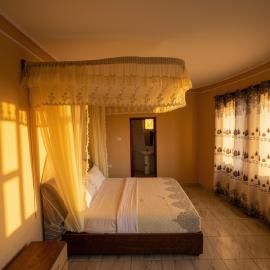 Wilna Motel Garuga, hotel in Entebbe