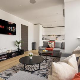 1 Min Walk to Wembley Stadium Sleeps 10 Gym