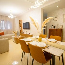 Quiet apartment near stadium and airport