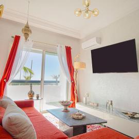 La Perle Dorée, Sea View Apartment in Resort, Pools Access