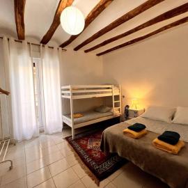 Amplio Apto 4 Hab. en La Rioja, ideal enoturismo, Hotel in Murillo de Río Leza