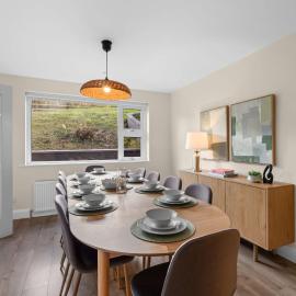 Central 6 bed town house in Donegal Town