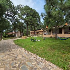 Cabañas del bosque Escondido, hotelli kohteessa Los Espinos