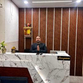 Hotel Amrit Inn