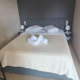 Super central studio apartment