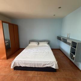 Cheap Studio, hotel di Craiova