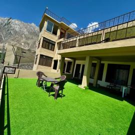 Haider Inn: Karimabad Hunza şehrinde bir otel