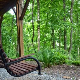 Miracle Mountain Cabin Secluded Mountain Getaway, hotel din Bryson City