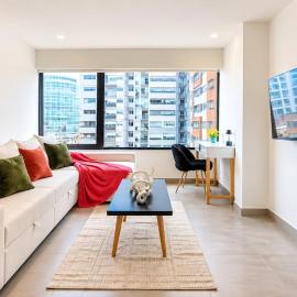 Luxury 1BR Condo w Pool, Jacuzzi, Near Antara, hotel sa Mexico City