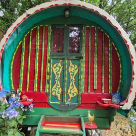 Romany Wagon & Cwtch with your own private 1 acer