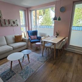 Apartament Słoneczny Łukęcin、ウケンチンのホテル