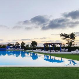 Jacuzzi Pool and Sunset by the Sea, hotell sihtkohas Nahariyya