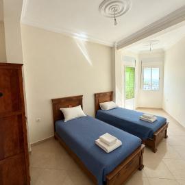 Tangier Apartment with view of Gibraltar, hotel in Noûnouech