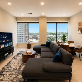 Magic City Skyline 3BR King Comfort