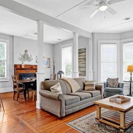 Historic Loft Near Forsyth & Dining, Prime Area, Lafayette Square