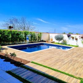 Com Piscina e Churrasqueira - Famílias e Pets