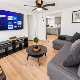 1BR Loft Near TSU and Med Center I Assigned Parking I Third Ward Houston 2, hotel din Houston