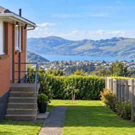 Whole House-Nice, cozy house in Dunedin with spectacular view