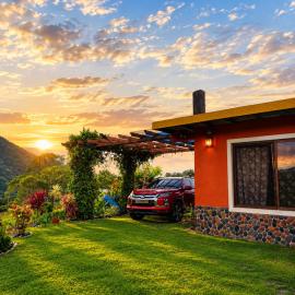 Romántico Refugio de Montaña - Vista, Starlink & Relax, hotel a San Carlos