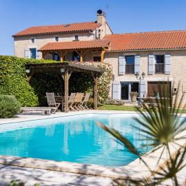 Villa avec piscine et parking - 12 pers. - FR-1-828-20