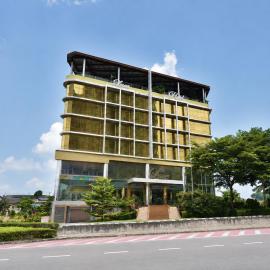 Sunday- Johor Bahru Near KSL City Mall Formerly Lace Boutique