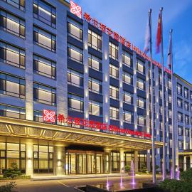 Hilton Garden Inn Qingdao West Coast Century Avenue, hotel i Qingdao