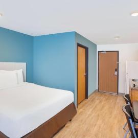 WoodSpring Suites Woodbridge Menlo Park Area