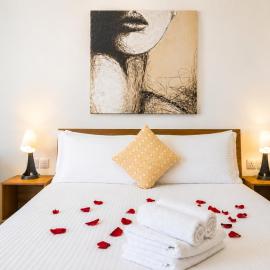 Marina Studios, hotell i Cospicua