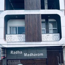 Radha Madhavam Luxurious Boutique Hotel, hótel í Mathura