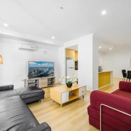 3Br in Liverpool For 8 ppl with Free 2 Parking Spots