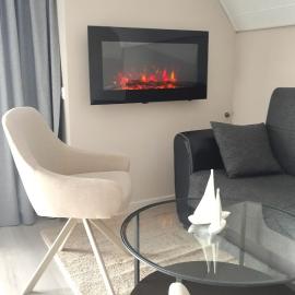 Sunny Home Loutraki is a modern studio with views of the bay and mountains with private parking