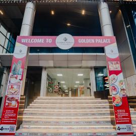 Golden Palace Hotel, Feni, hotel em Feni