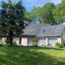 Villa Rozarglin, Route des Plages, hotel in Quimper