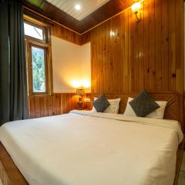 The Mountain Hideout Cafe & Home Stay