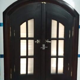 شقق مفروشه للايجار فى شارع مدرسة الزراعة الرئيسي الفيوم, hotel din Al Fayyum