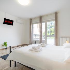 Milano Malpensa 5' - FreePark, Wifi, AC - 3 Suite