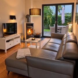 Wellness-FeWo "Rittersporn" mit Sauna, Kamin & Terrasse