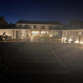 Bersted에 위치한 호텔 5 star direct beach access -11 bed 10 bath sleeps 22