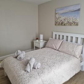 Corner House Accommodation - Seven Bedroom House, ξενοδοχείο σε Castlecomer