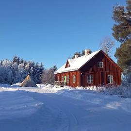 Andholmen, hotell i Råneå