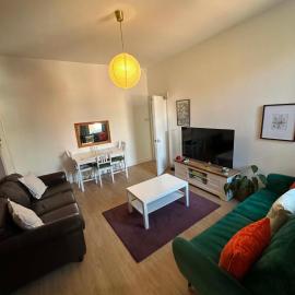 Stylish 3 Bed Apartment in Jesmond