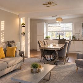 Kirk Brae House - 4 Bedrooms- 5 Beds With Parking