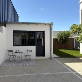 Studio calme avec terrasse proche centre-ville