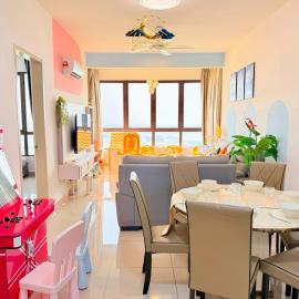 SeaView PoolView CityView BaliResidence Video game 5minJonker, hotel a Malaca