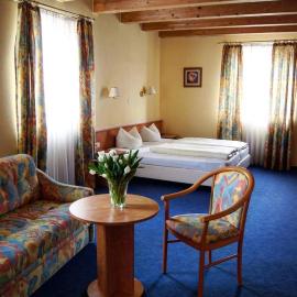Hotel-Cafe Rathaus, hotel em Bad Abbach