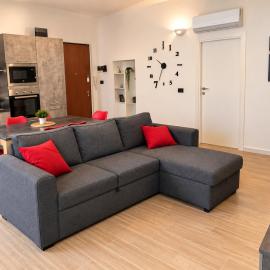 Novi Outlet Apartment