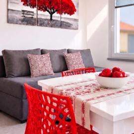 Private RED Apartment at Palma de Sols No Shared Living Spaces